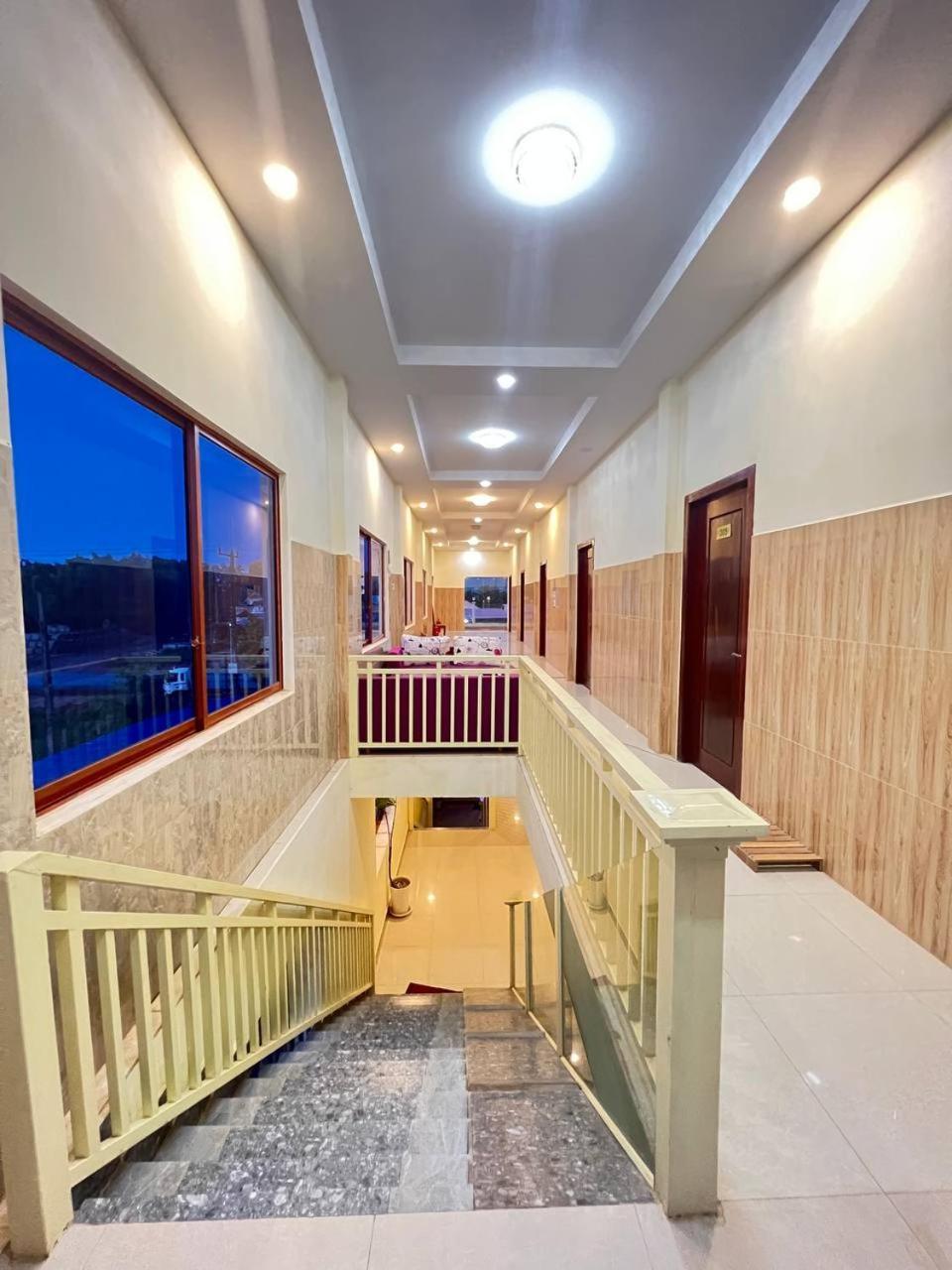 Hotel Thyda Krŏng Kaôh Kŏng Zewnętrze zdjęcie